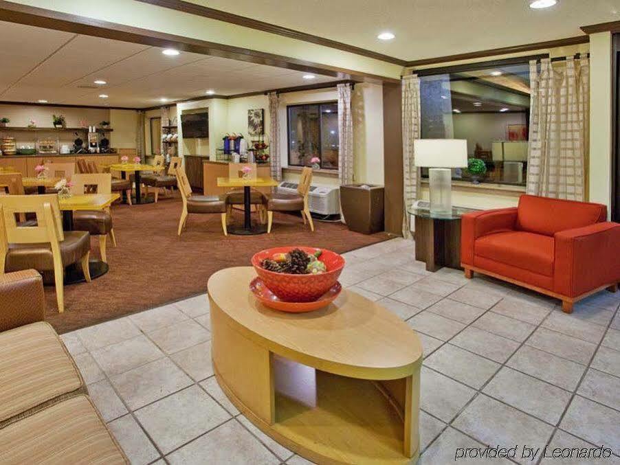 Spark By Hilton Savannah Midtown Eksteriør bilde